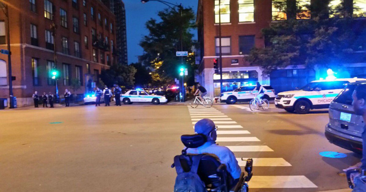 Chicago Police officer shot, suspect killed in South Loop | FOX 32 Chicago