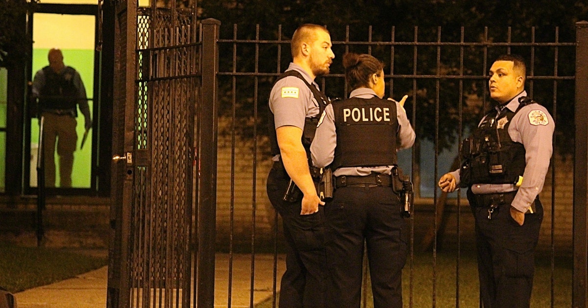 1 killed, 1 wounded in Austin shooting | FOX 32 Chicago