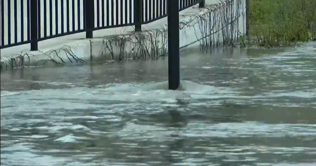 Flash flood watch continues into Thursday: weather service | FOX 32 Chicago