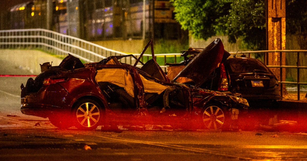 2 killed, 3 others injured in crash after car takes off from cops ...