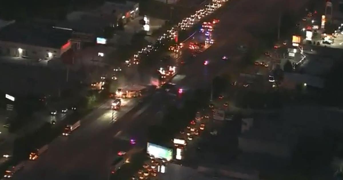 18-wheeler, several vehicles engulfed in flames after vehicle fire on ...