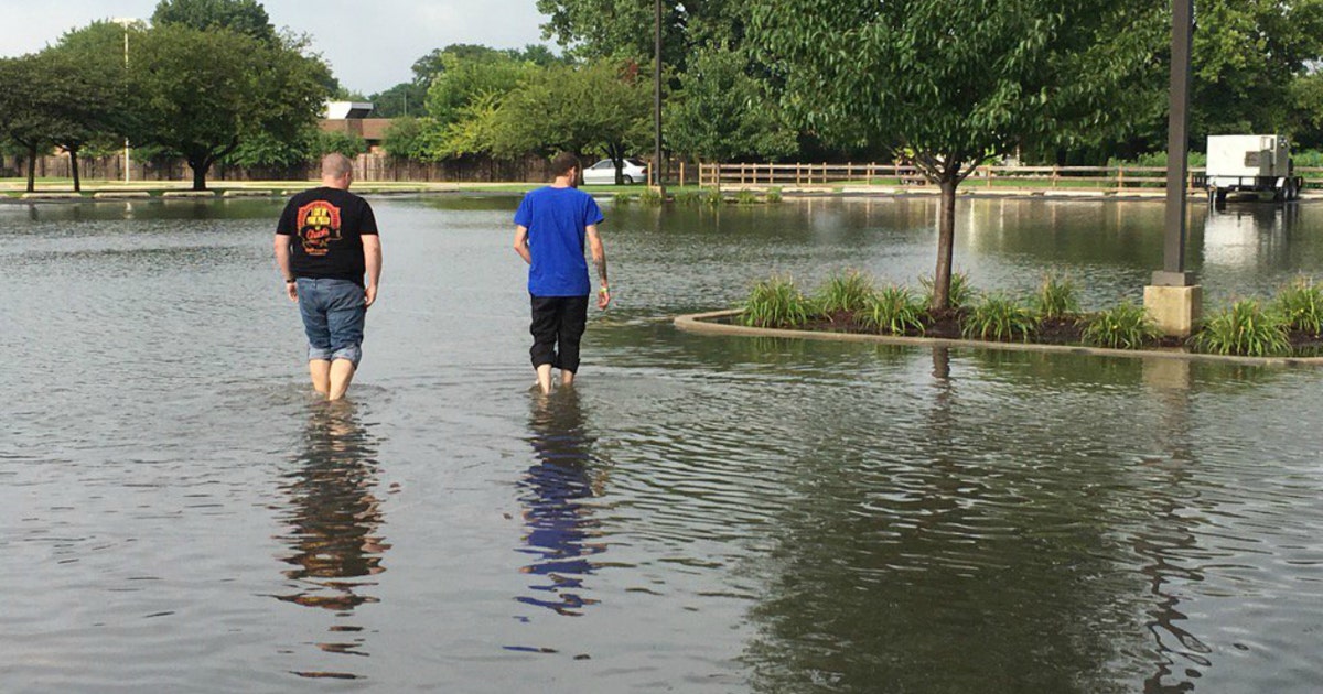 Heavy rains leave major flooding in south, west suburbs | FOX 32 Chicago