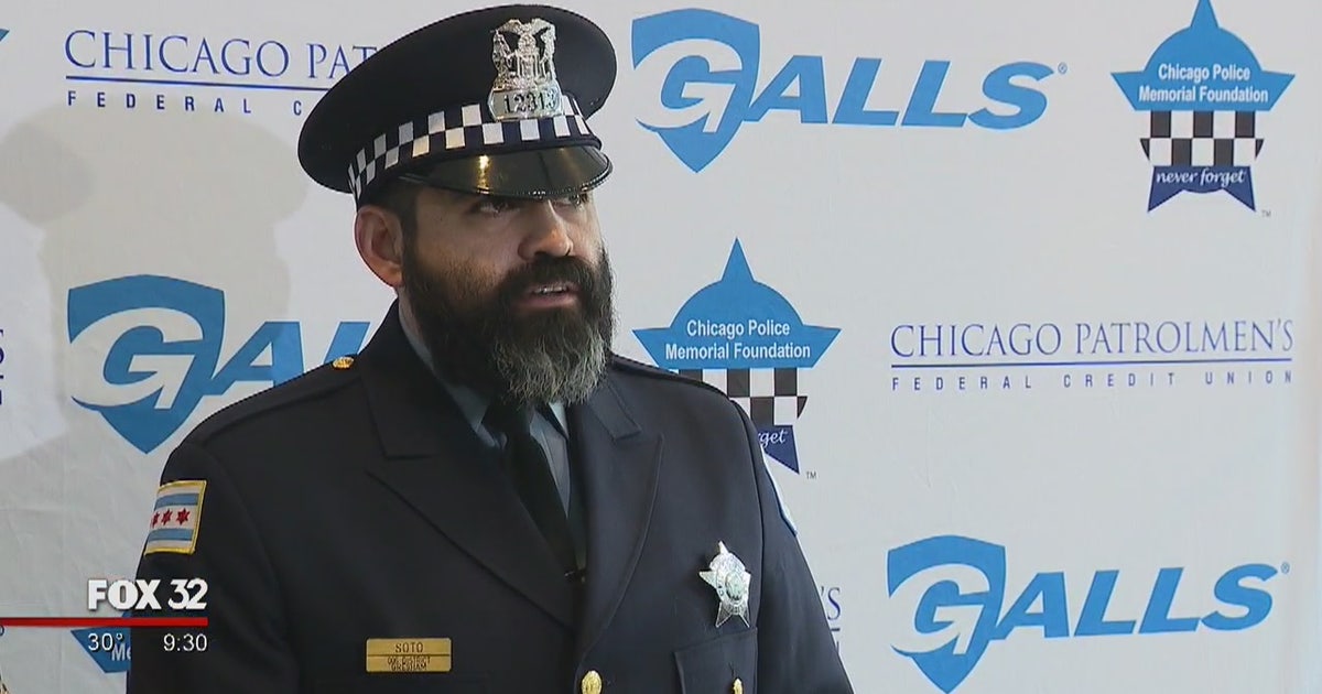 Officer shot in bulletproof vest honored by Chicago Police Memorial ...