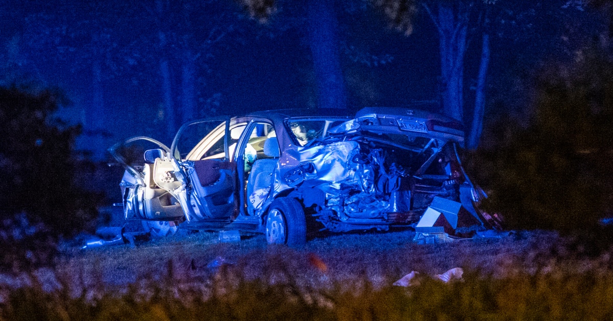 7 injured in Lake Shore Drive crash on North Side | FOX 32 Chicago