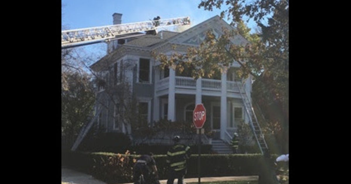 Family displaced from Evanston home by fire on Thanksgiving | FOX 32 ...