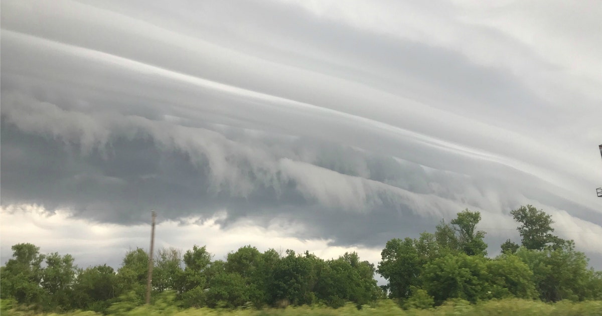 Severe storms leave thousands without power in Chicago area | FOX 32 ...