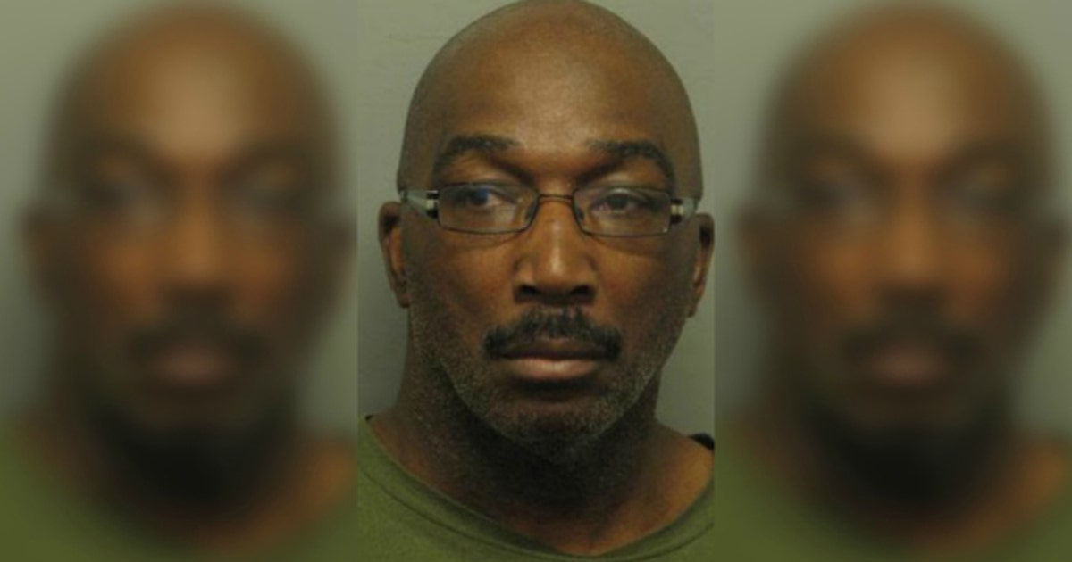 Former Markham cop charged with sexually abusing teen | FOX 32 Chicago