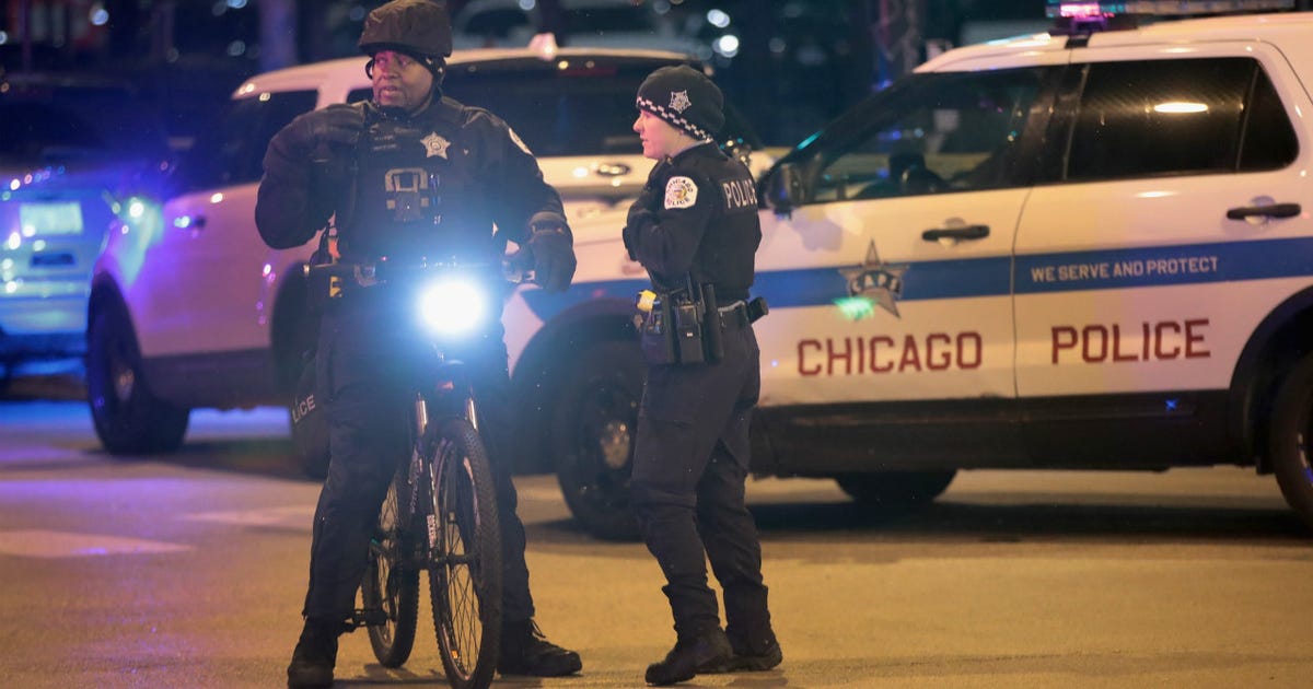6 dead, 2 wounded in Monday shootings | FOX 32 Chicago