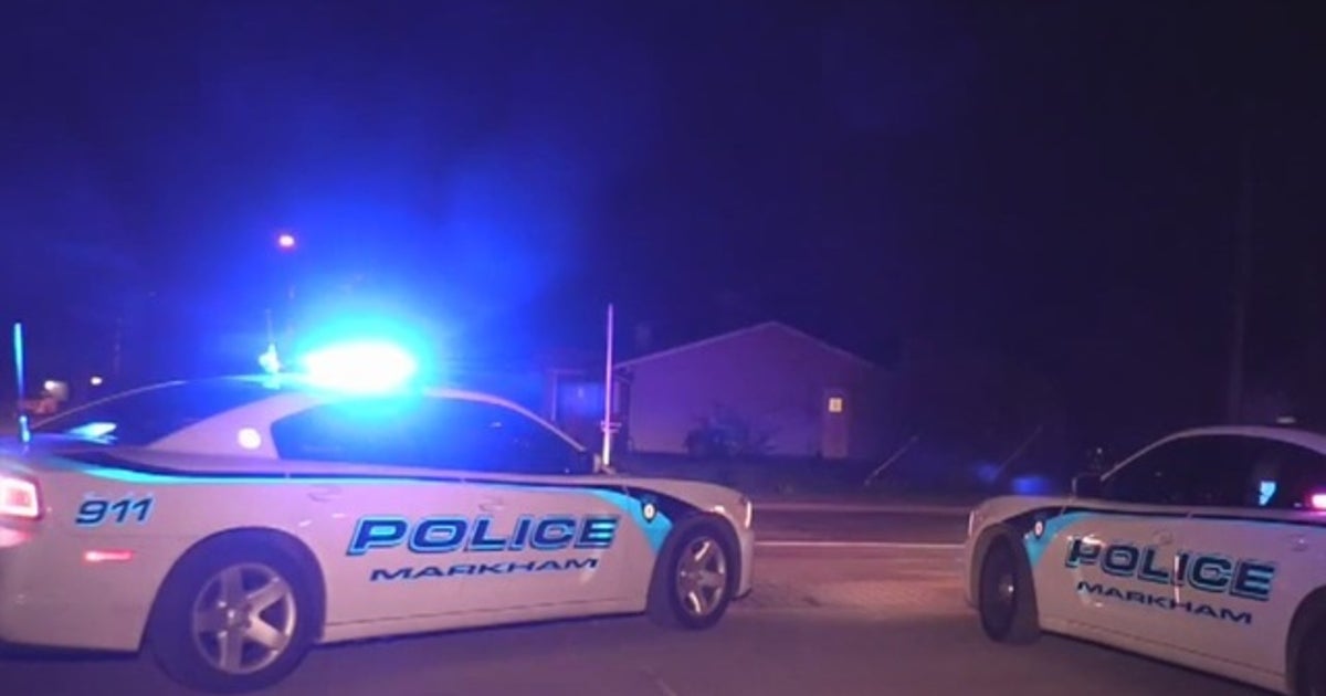Police: Markham cop shoots driver who dragged him from stop | FOX 32 ...