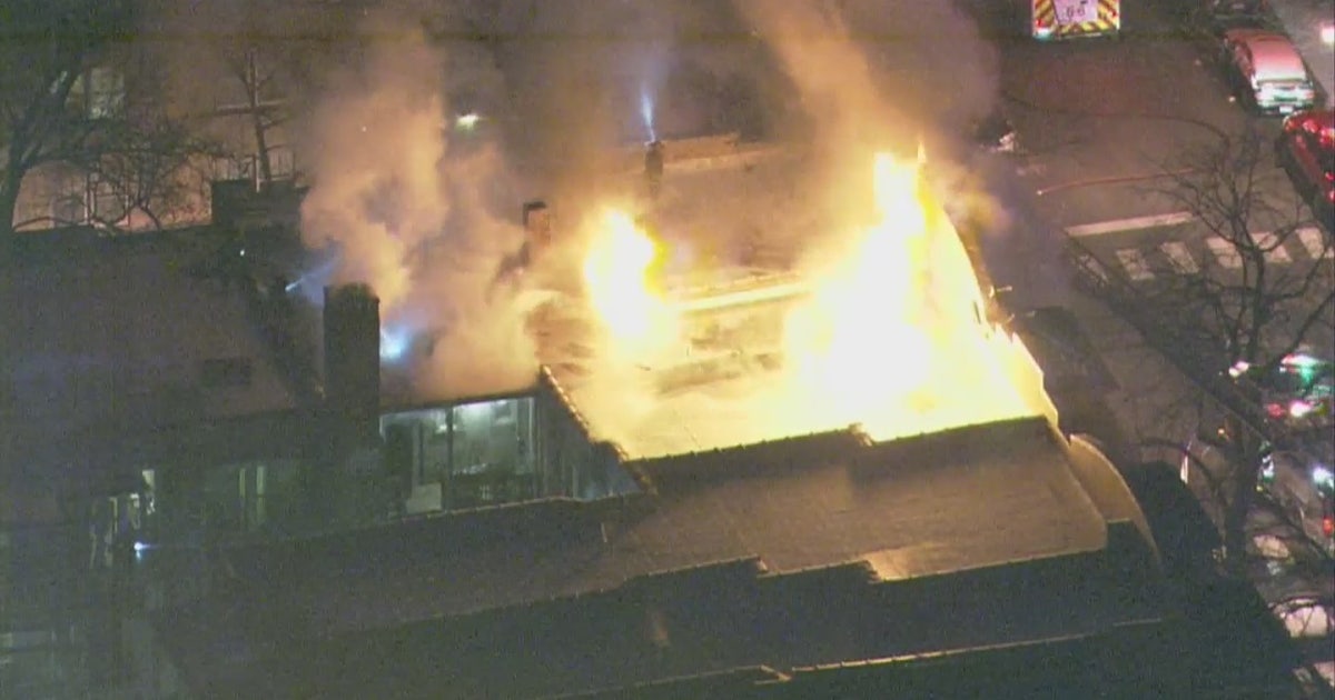 Police Bomb and Arson Unit investigating Rogers Park fire | FOX 32 Chicago