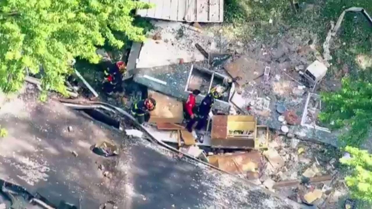House explodes in Libertyville FOX 32 Chicago