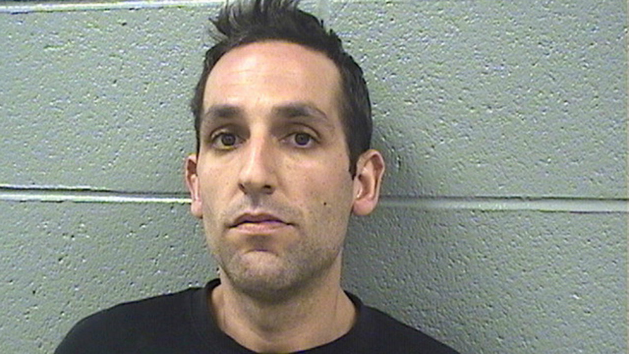 Man charged with burglarizing Chicago area storage units FOX 32 Chicago