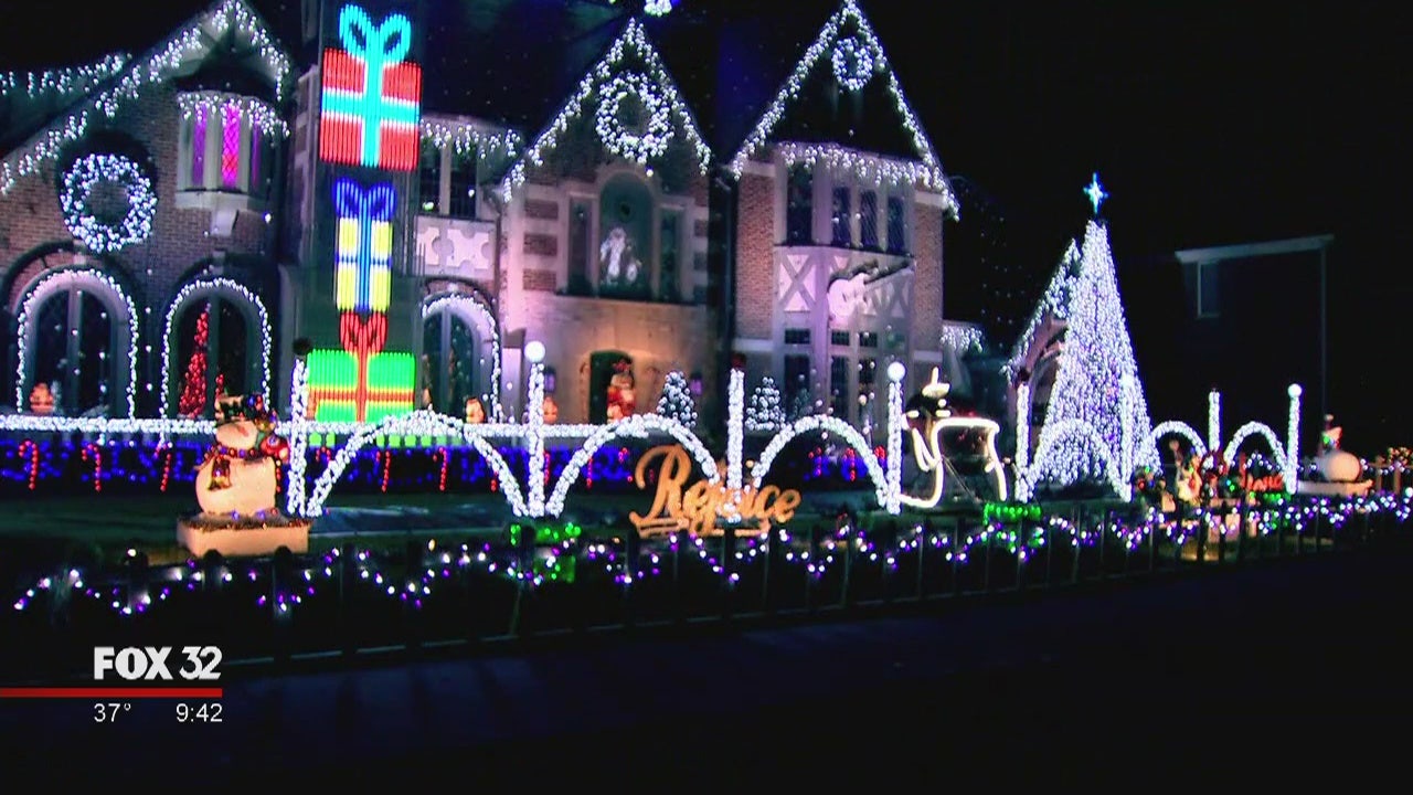 Park Ridge Christmas light display honors Prince