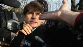 Blagojevich files paperwork asking Trump to commute sentence