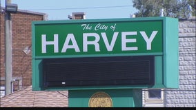 Harvey city workers protest lack of union contract