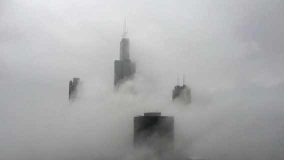 Chicago weather: Dangerous dense fog descends on area