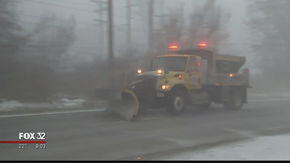 Another snow-covered roof collapses in South Chicago