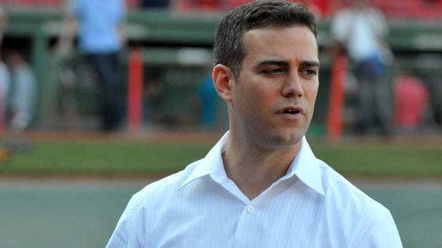 Cubs' Theo Epstein voted MLB executive of the year