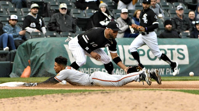 White Sox rally for doubleheader split against Orioles