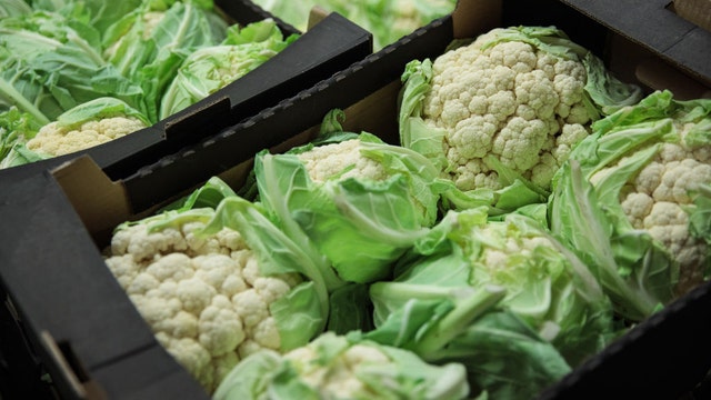 California farm linked to romaine lettuce E. coli outbreak recalls more produce