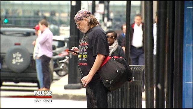 Blackhawks fans seeking rally tickets unhappy about website woes, online scalpers