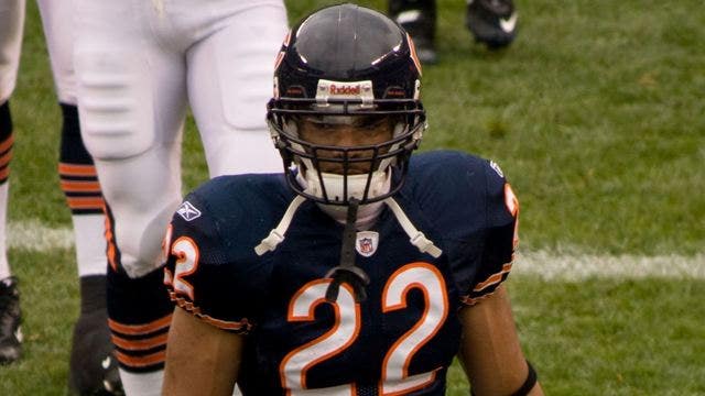 Forte plans to retire as member of Bears