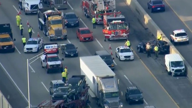 Multi-vehicle crash blocks lanes on NB I-294 near Dempster Street