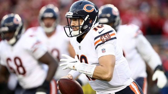 Bears’ Trubisky sidelined by shoulder injury against Saints