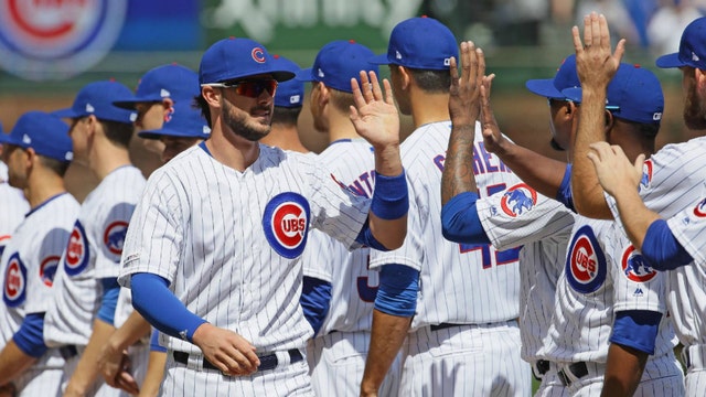 Cubs beat Pirates 10-0 in home opener