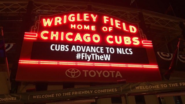 Cubs rally for 4 runs in 9th, beat Giants 6-5 to win NLDS