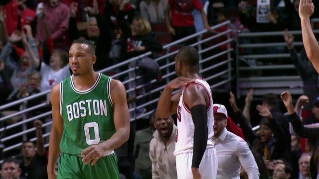 Dwyane Wade fined $25,000 for throat slashing gesture