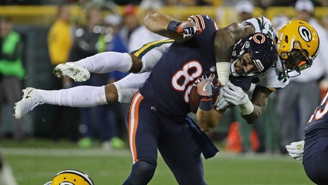 Packers persevere through more injuries, beat Bears 35-14