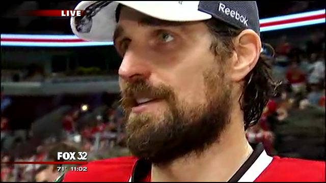 Blackhawks send 3-time champ Sharp to Stars in 4-player deal