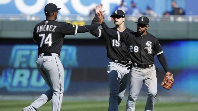 Giolito no-hit bid ends in 7th, White Sox beat Royals 6-3