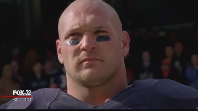 Lewis, Moss, Urlacher among first-year nominees for HOF