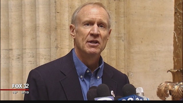 Gov. Rauner vetoes MAP grant, community college funding plan
