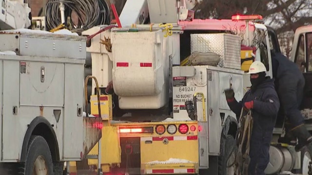 Thousands lose power after severe thunderstorms hit Chicago area