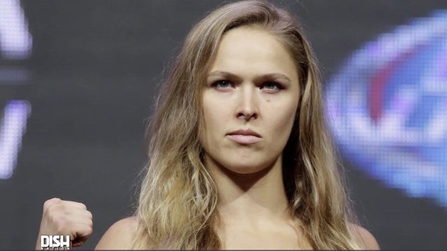 Ronda Rousey signs contract with WWE