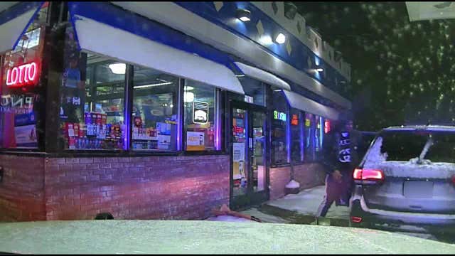 Ex Spartan Malik McDowell fights Lathrup Village officer in wild video