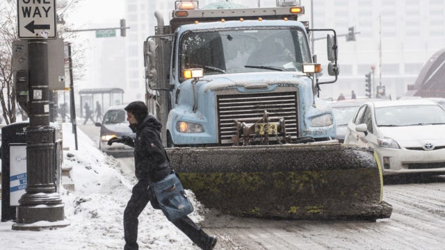 Chicago records measurable snow for the first time since March