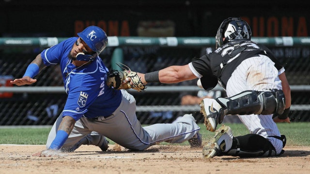 Anderson spikes bat, gets drilled; Royals top Chisox in 10