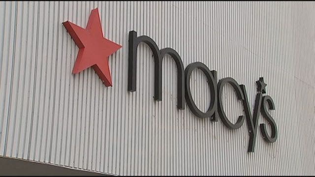 Macy's to hire an additional 7,000 seasonal associates