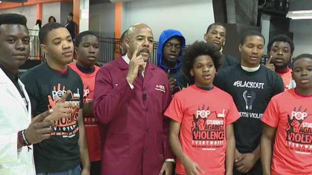 Urgent care doctors in Chicago host anti-violence rallies