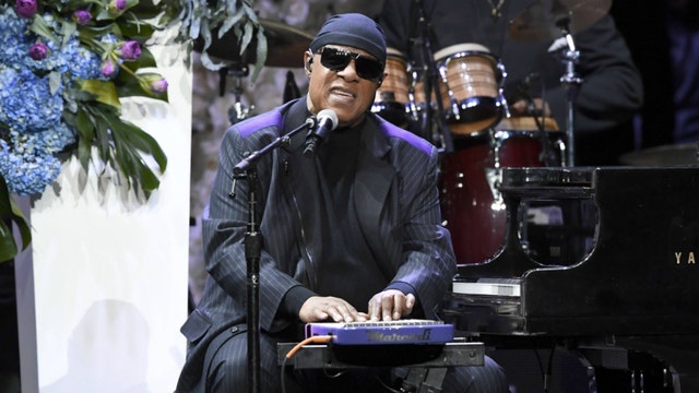 Stevie Wonder says he'll undergo kidney transplant later this year