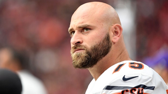 Bears guard Kyle Long apologizes for behavior during fight