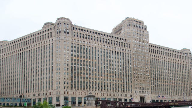 Caterpillar opening 1st permanent office in downtown Chicago