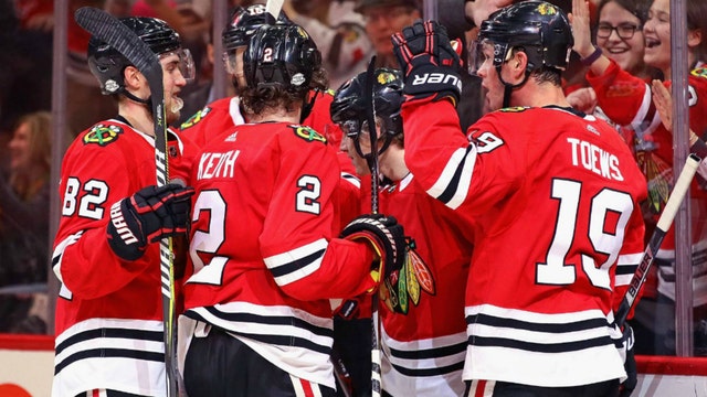 Blackhawks looking for turnaround after missing playoffs