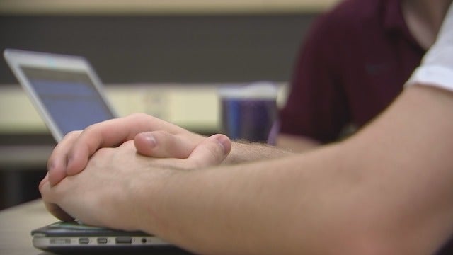 Colleges ask for a share of future salary in lieu of student loans