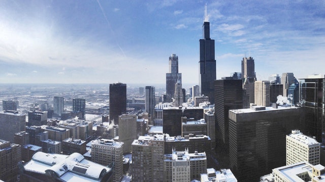 First real snow of season could hit Chicago Tuesday morning