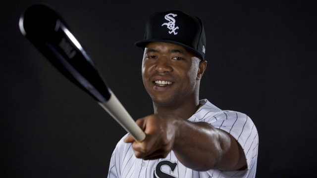 With new deal, Eloy Jimenez makes White Sox opening roster